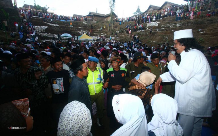 Pengajian Akhirussanah Cak Nun Kiai Kanjeng