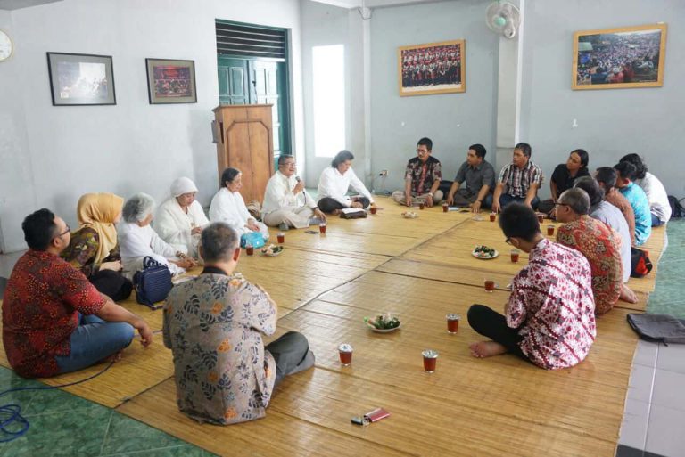 Kontinuasi Cara Leluhur dalam Menyikapi Hidup