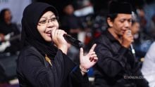 Lagu KiaiKanjeng Gondelan Klambine Kanjeng Nabi