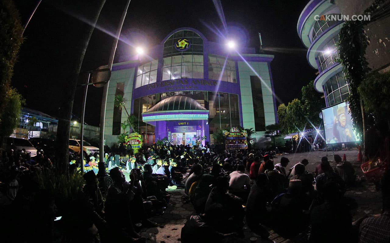 Sinau Bareng di Universitas Amikom. Foto: Adin.