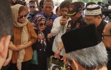 Kembang Semerbak Mengharumi Surga