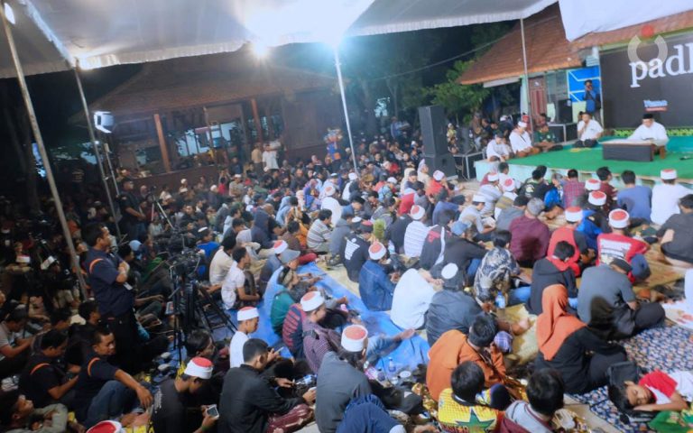 Membentangkan Cakrawala Rindu Berjumpa Kanjeng Nabi Muhammad