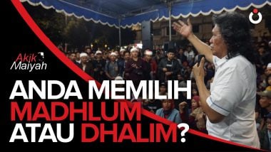 Cak Nun: Anda Memilih Madhlum atau Dhalim?