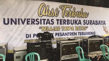 Bekal Mbah Nun Untuk Sinau Bareng di Tebuireng